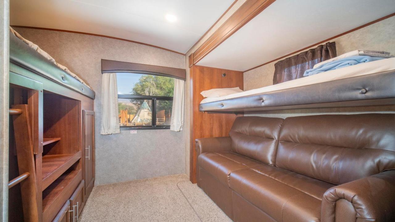 モアブOutdoor Glamping Jayco Rv Ok35アパートメント エクステリア 写真